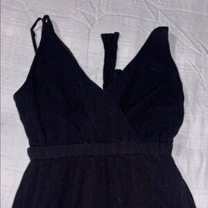 Forever 21 Black Sleeveless V-Neck Maxi Dress